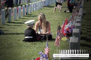 memorialDay_flowers_waterMark_momKid