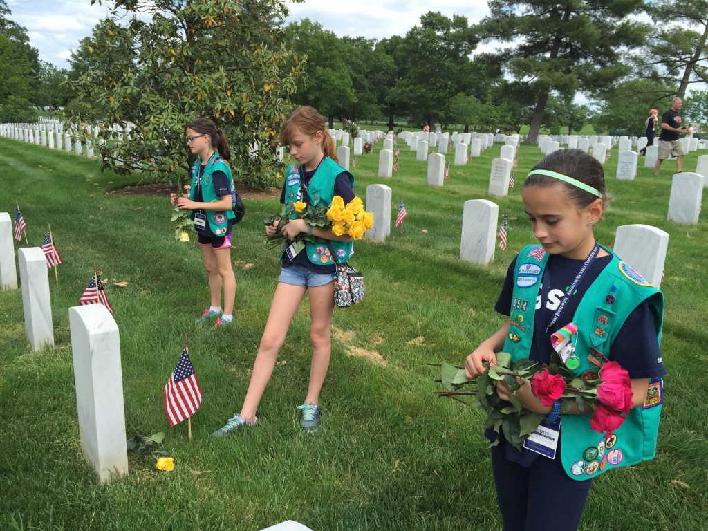 girl scouts, Arlington National Cemetery