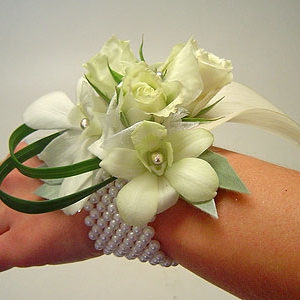 Contemporary Wrist Corsage