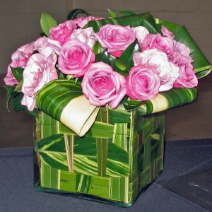Lavender rose cube vase