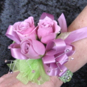 wrist corsage