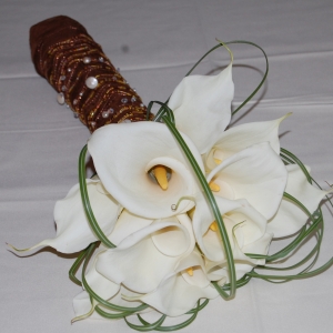 Hand tied callas with jewelled wrap