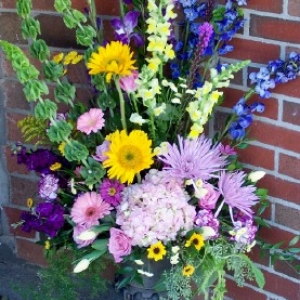 spring rememberance urn