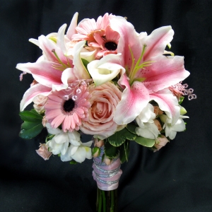 Pink and white wedding bouquet