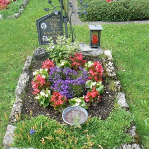 Graves in Bloom in Southern Germany * Part 2