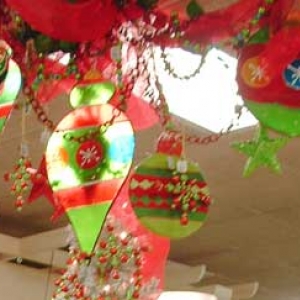 Large-Raz-ornaments