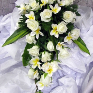 Brides Trailing Style Bouquet