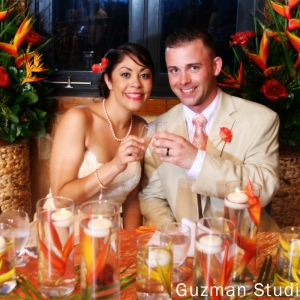 tropical rustic wedding decor