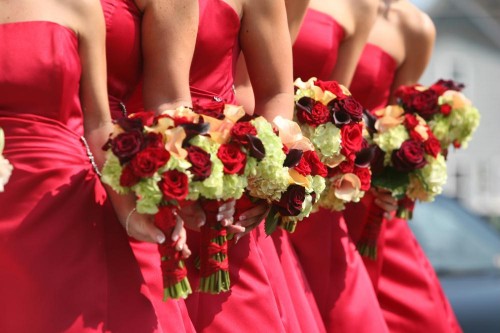 Black Magic roses, green hydrangea, Peach mini callas, Schwarzalde Callas,