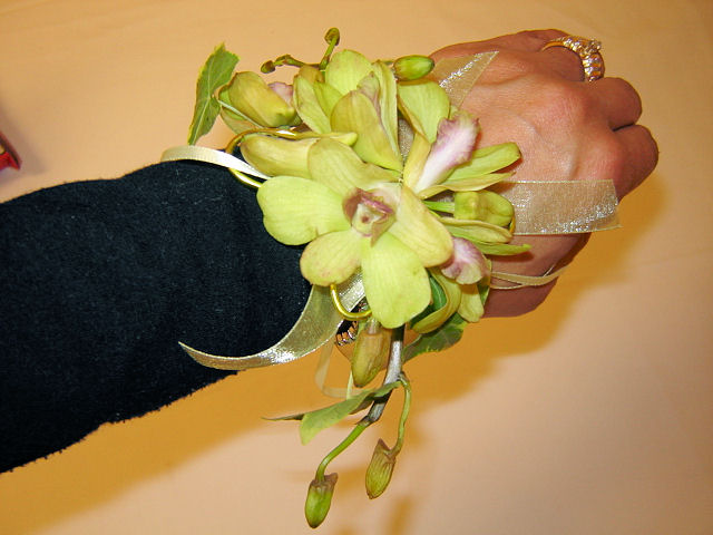 Dendro Corsage