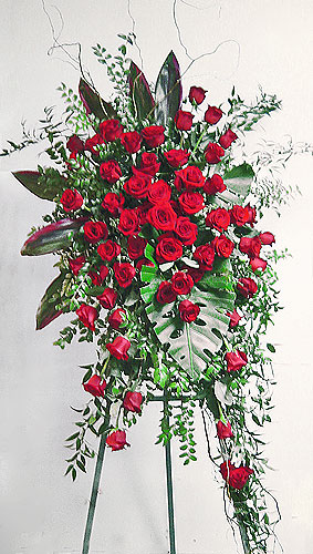 Funeral Flowers: Red Roses Easel Spray