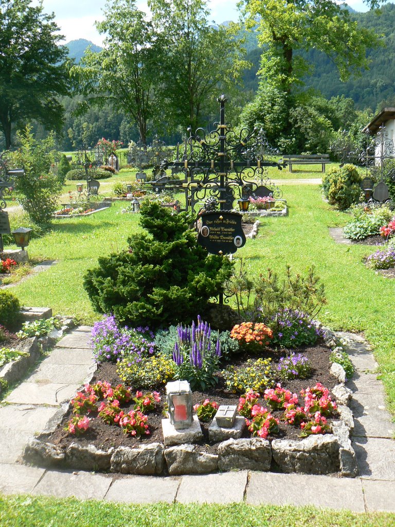 Graves in Bloom in Southern Germany * Part 2