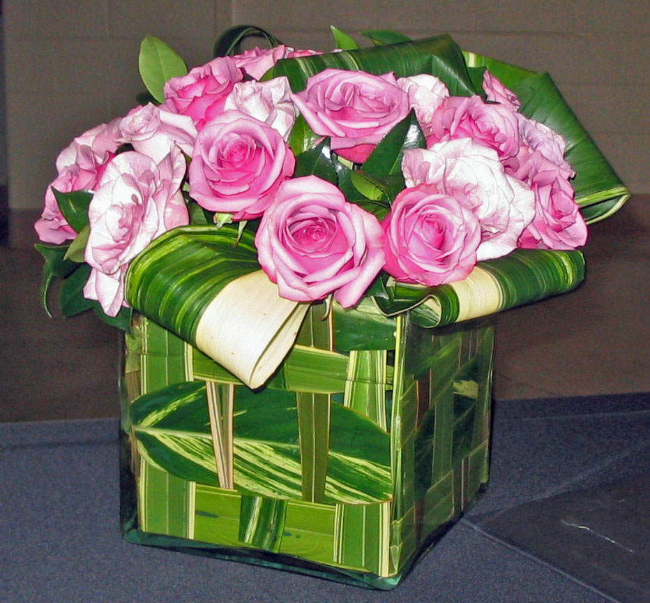 Lavender rose cube vase