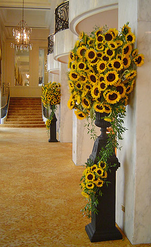 Sunflowers Entry Arrangements on Pillars