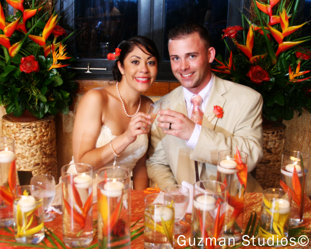 tropical rustic wedding decor