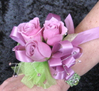 wrist corsage